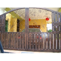Swing Gate
